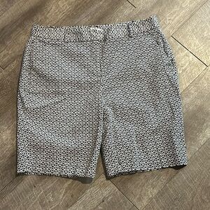 Dana‎ Buchman Bermuda Shorts Womens 10 Black & White Geometric